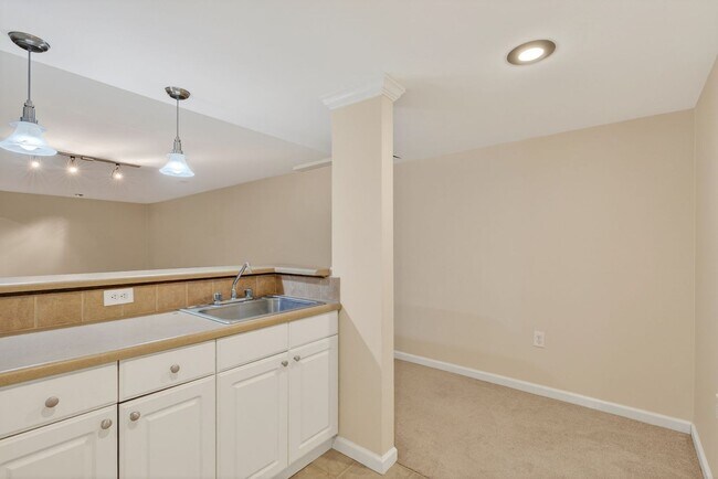 Building Photo - Beautiful 3 Bedroom, 3 Bath Single-Family Home in Wentzville