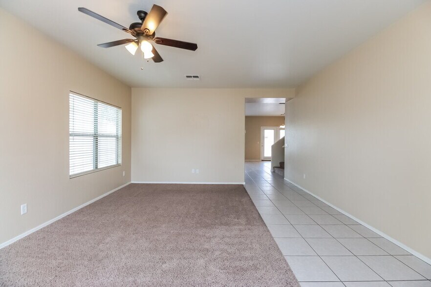 Building Photo - 2714 S Sailors Way