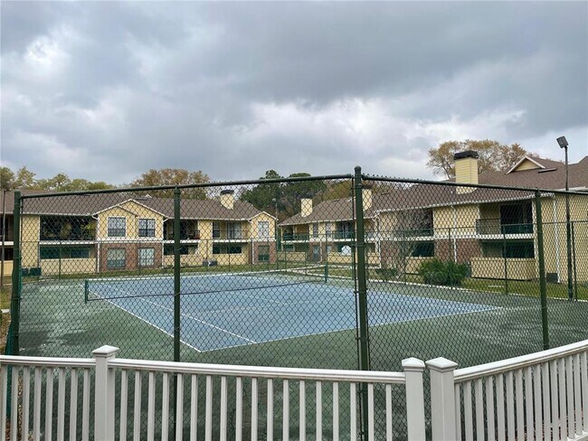 Building Photo - 8756 Mallard Reserve Dr