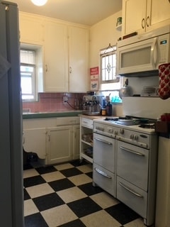 Building Photo - 4646 51st St