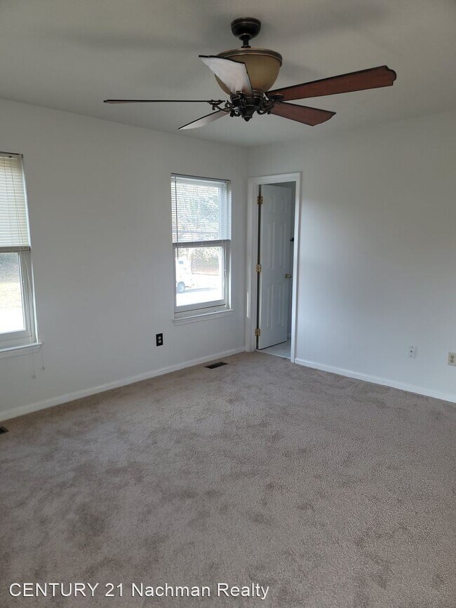 Building Photo - 3 br, 2.5 bath House - 1268 Big Bethel Place