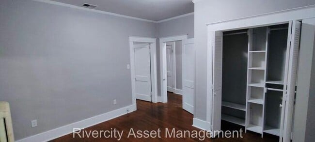 Building Photo - Midtown Masterpiece!!! Move-In Ready!!!!!