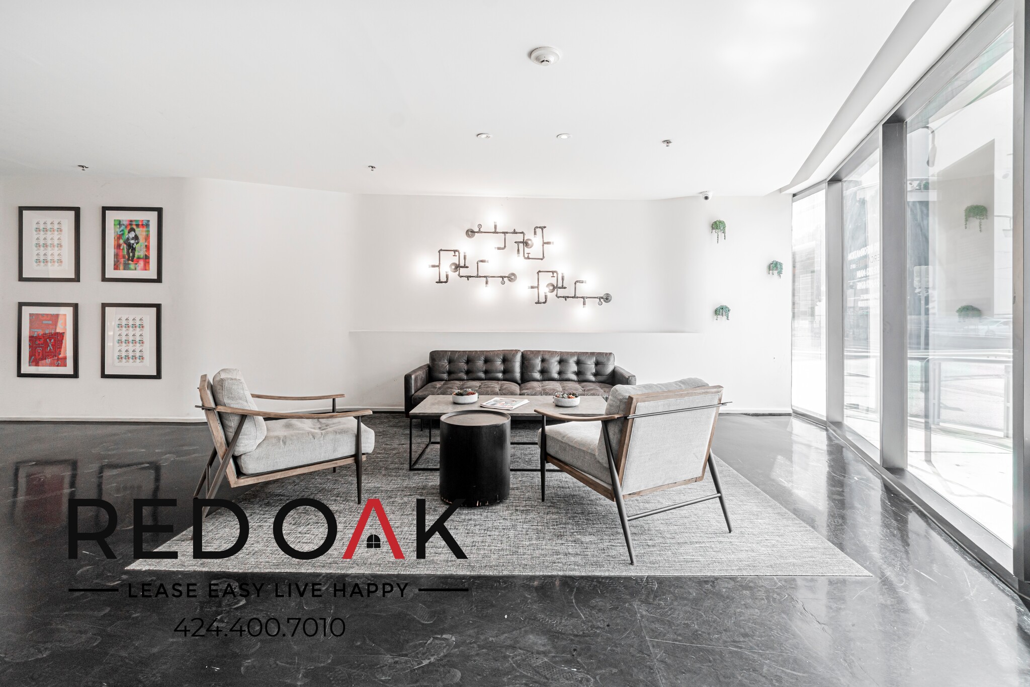 Building Photo - 620 Main St