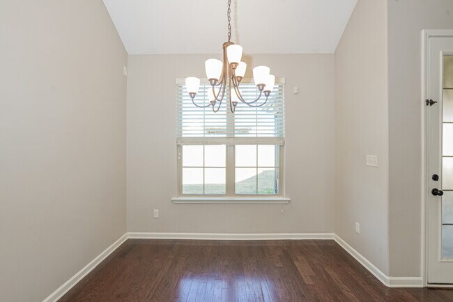 Building Photo - 145 Hidden Meadows Ln