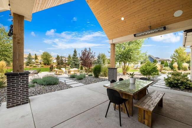 Building Photo - 7940 W Mirror Pond Dr
