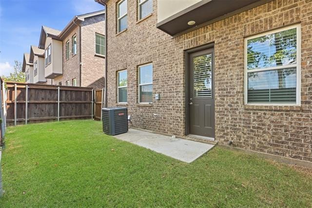 Building Photo - 2413 Ash Ln