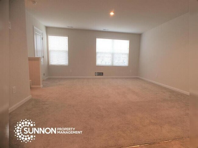 Building Photo - New Construction 3 BR & 1 Car Garage