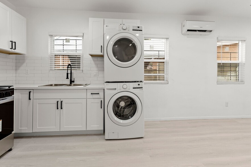 Interior Photo - BEAUTIFUL 1 BED 1 BATH