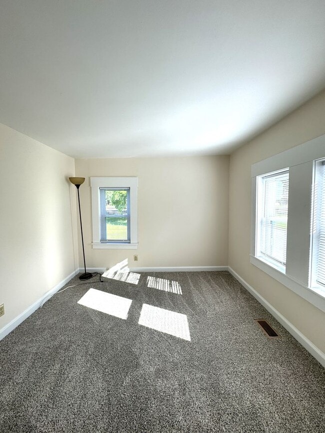 Building Photo - Cutie Brick Ranch