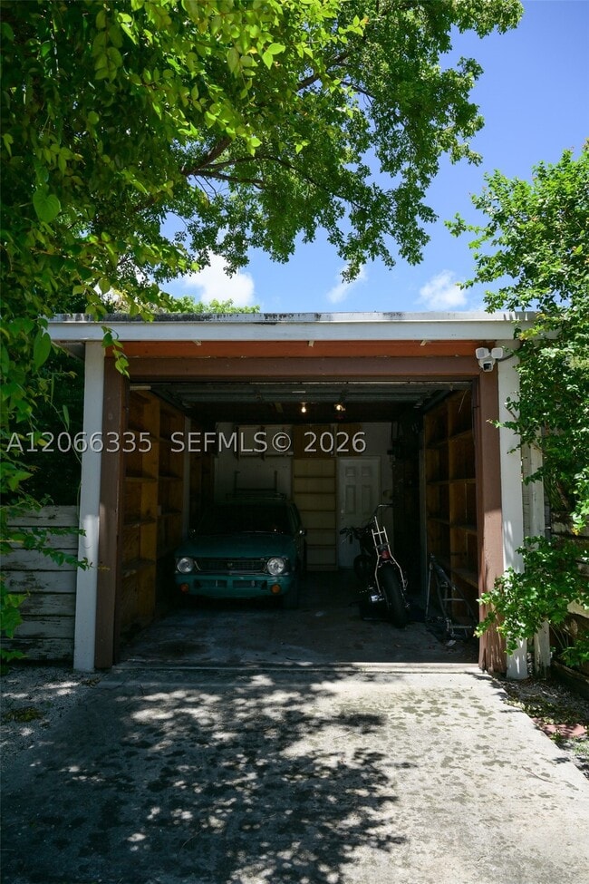 Building Photo - 142 NW 98th St