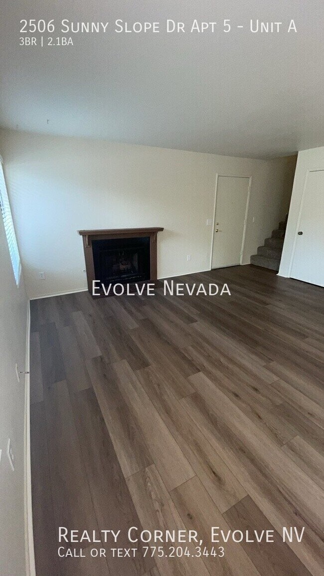 Building Photo - 2506 Sunny Slope Dr