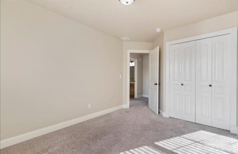 Building Photo - 5073 N Dove Ridge Pl