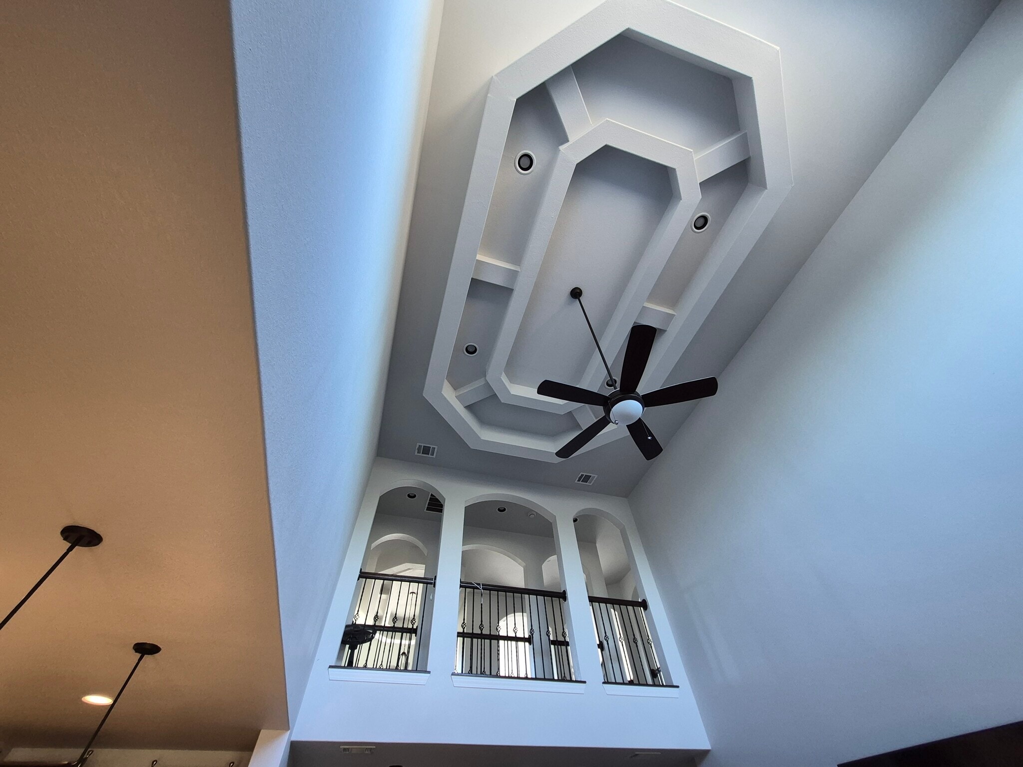 Building Photo - 7034 Comanche Star