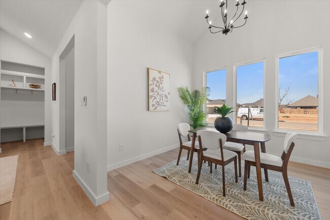 Building Photo - 1414 Farmhouse Ave