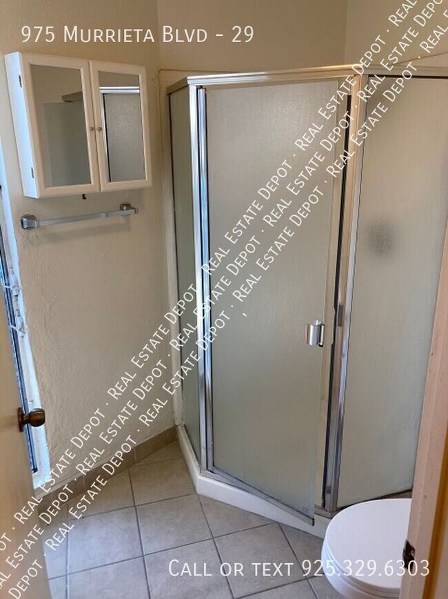 Building Photo - 975 Murrieta Blvd