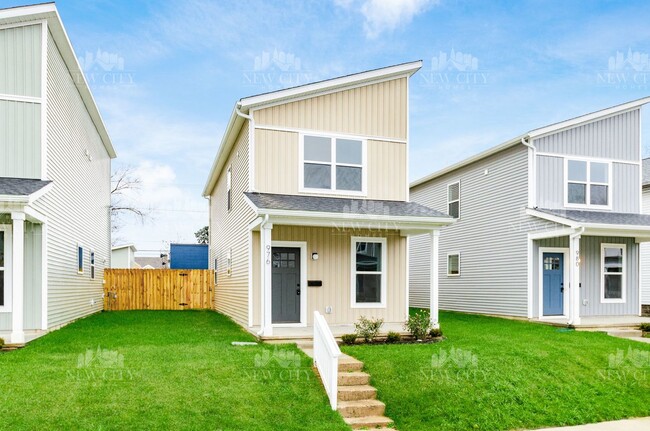 Building Photo - BRAND NEW! 2 Bedroom 2 1/2 Bathroom Newly ...