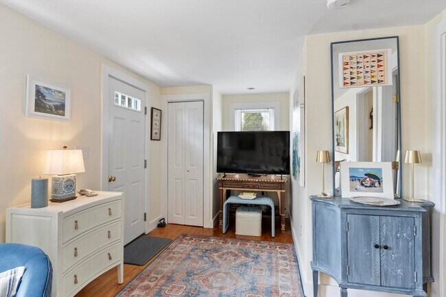 Building Photo - 34 High St