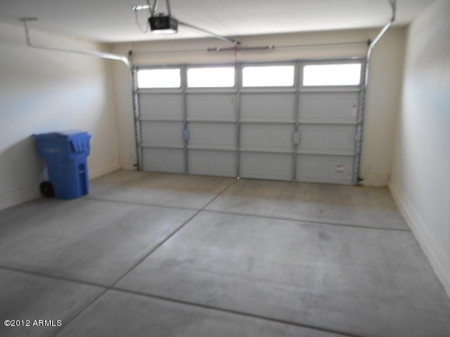 Building Photo - Call For Showing Appointment 4805992545