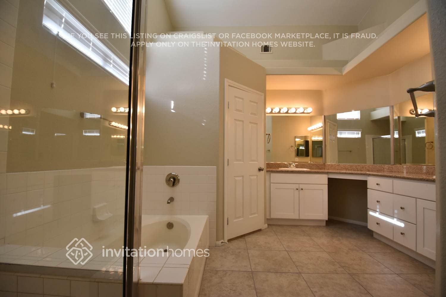 Building Photo - 838 Wave Ct