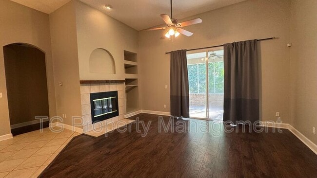 Building Photo - 614 Loire Ct