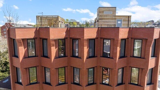 Building Photo - 80 Terrace St