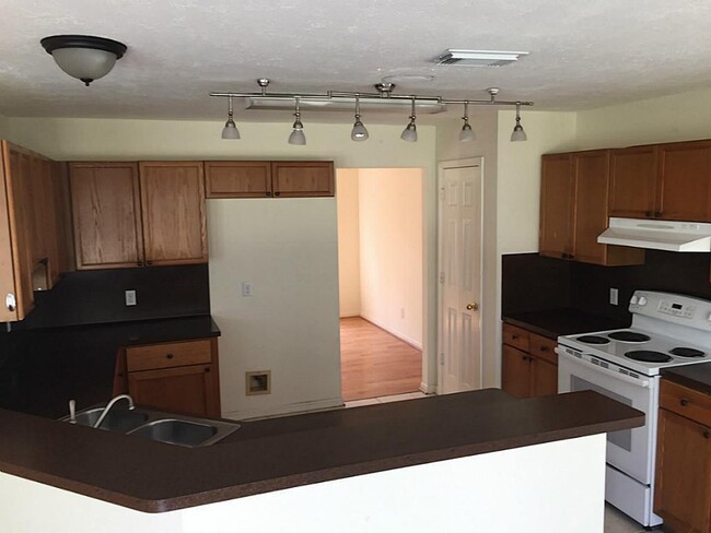 Building Photo - 11706 Meadowchase Dr