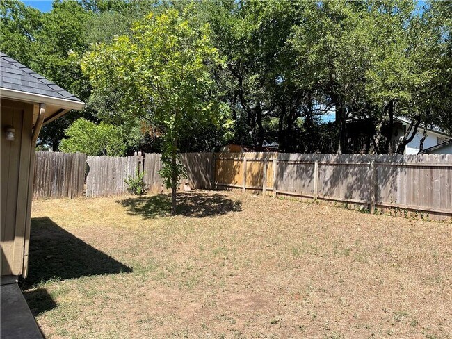 Building Photo - 8003 Willet Trail