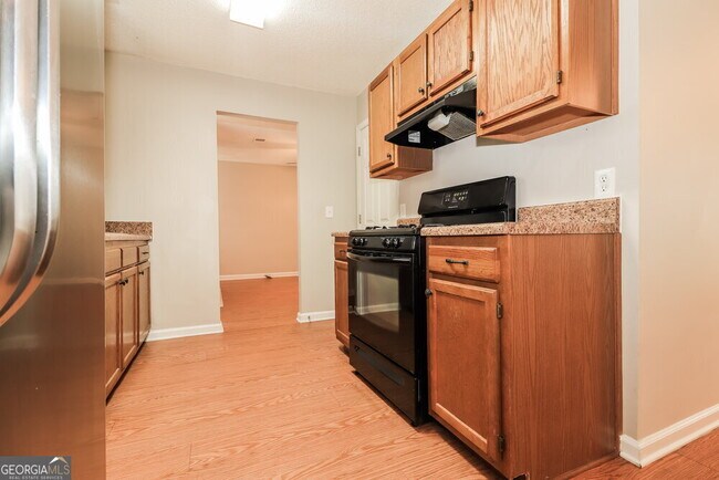 Building Photo - 4667 Whitesand Way NW