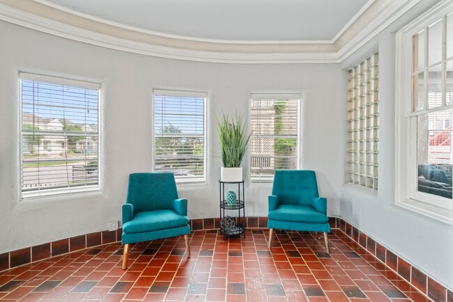 Building Photo - 1919 Rosenberg St