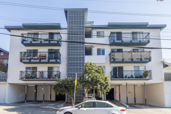 Building Photo - 630 Mariposa