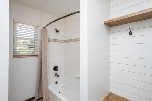 Building Photo - 1210 Cypress Dr