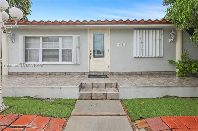 Building Photo - 450 NW 40th Ct