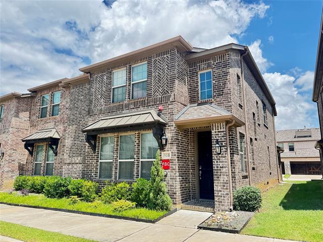Building Photo - 910 Estelle Dr