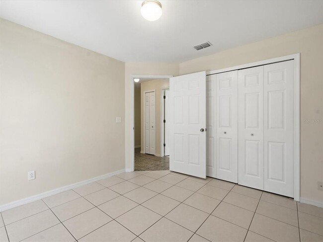 Building Photo - 2480 Sagemont Dr