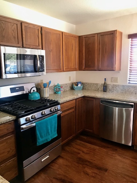 Building Photo - 9908 N Woodstone Trail