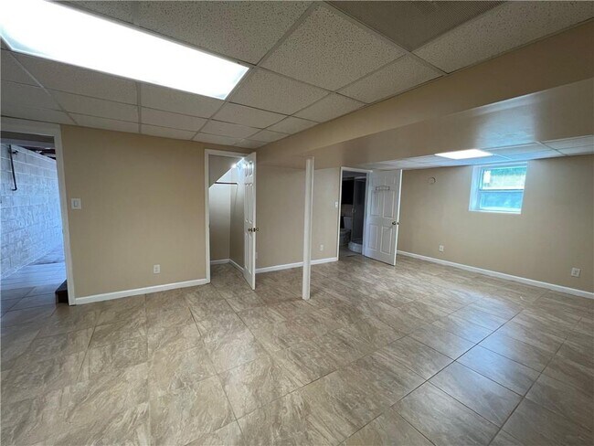 Building Photo - 3456 Davis Rd
