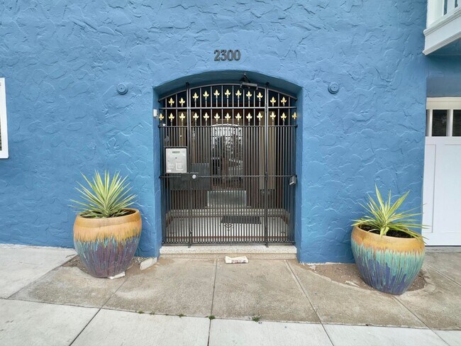 Building Photo - 2300 22nd Ave