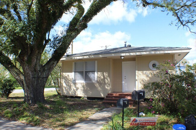 Primary Photo - Home for rent!