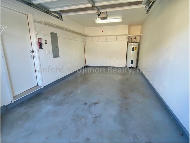 Building Photo - uku3505