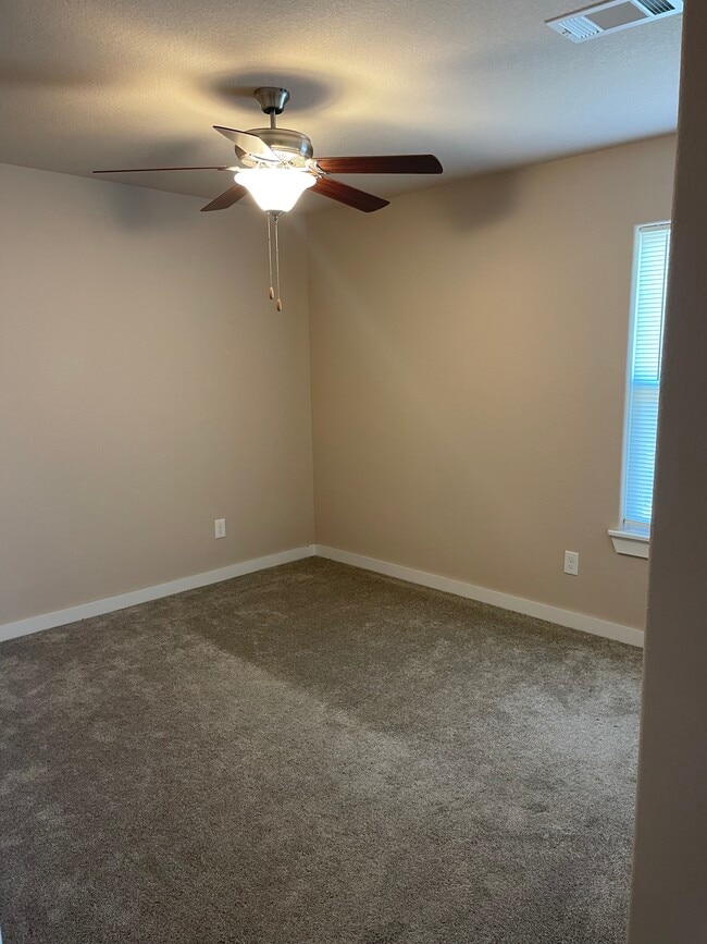 Building Photo - Barbet Duplex