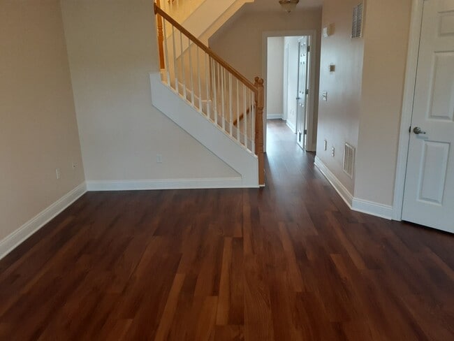 Building Photo - Available for the 2026-2027 lease term.