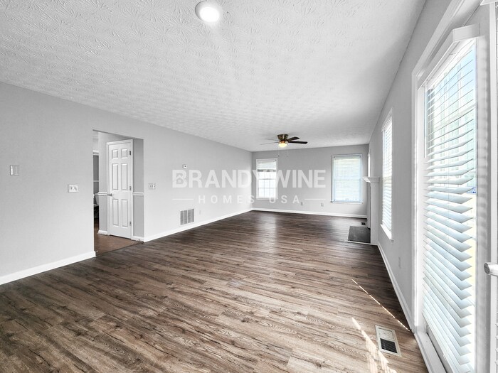 Building Photo - 4902 Fielding Way