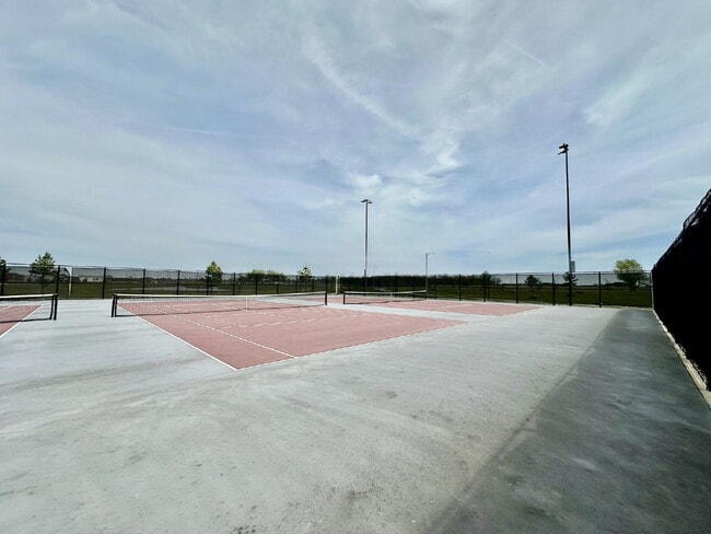 Building Photo - 6747 Winterwood Ave