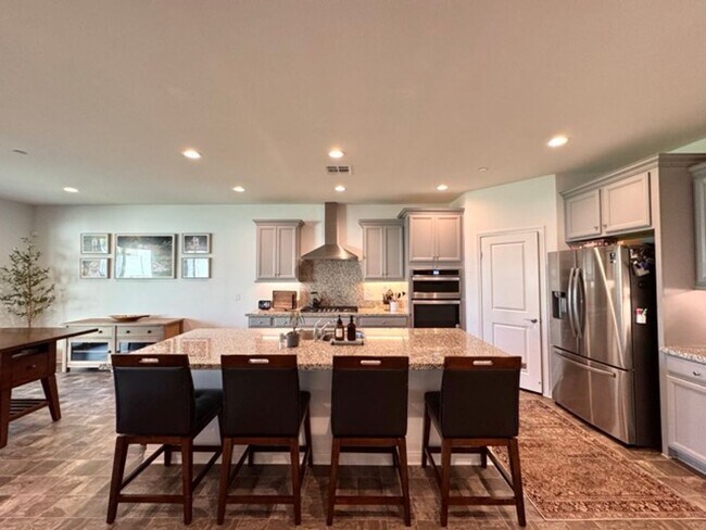 Building Photo - Welcome to this stunning two-story home located in the desirable Spencers Crossing community of M...