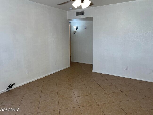 Building Photo - 2918 N 193rd Ave