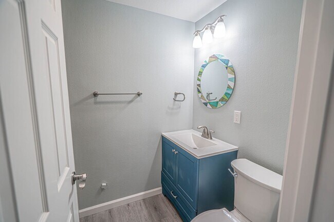 Building Photo - Single Story 3 Bedroom Home for Rent in Si...