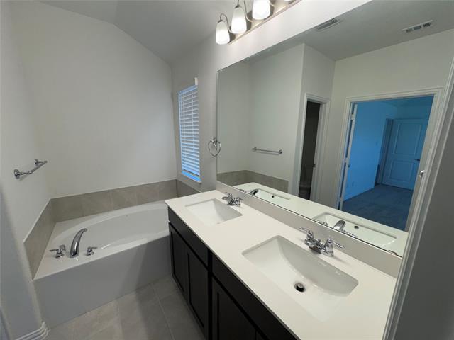 Building Photo - 109 Corcovado Ave