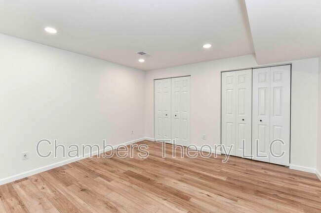 Building Photo - 4706 8th Rd S