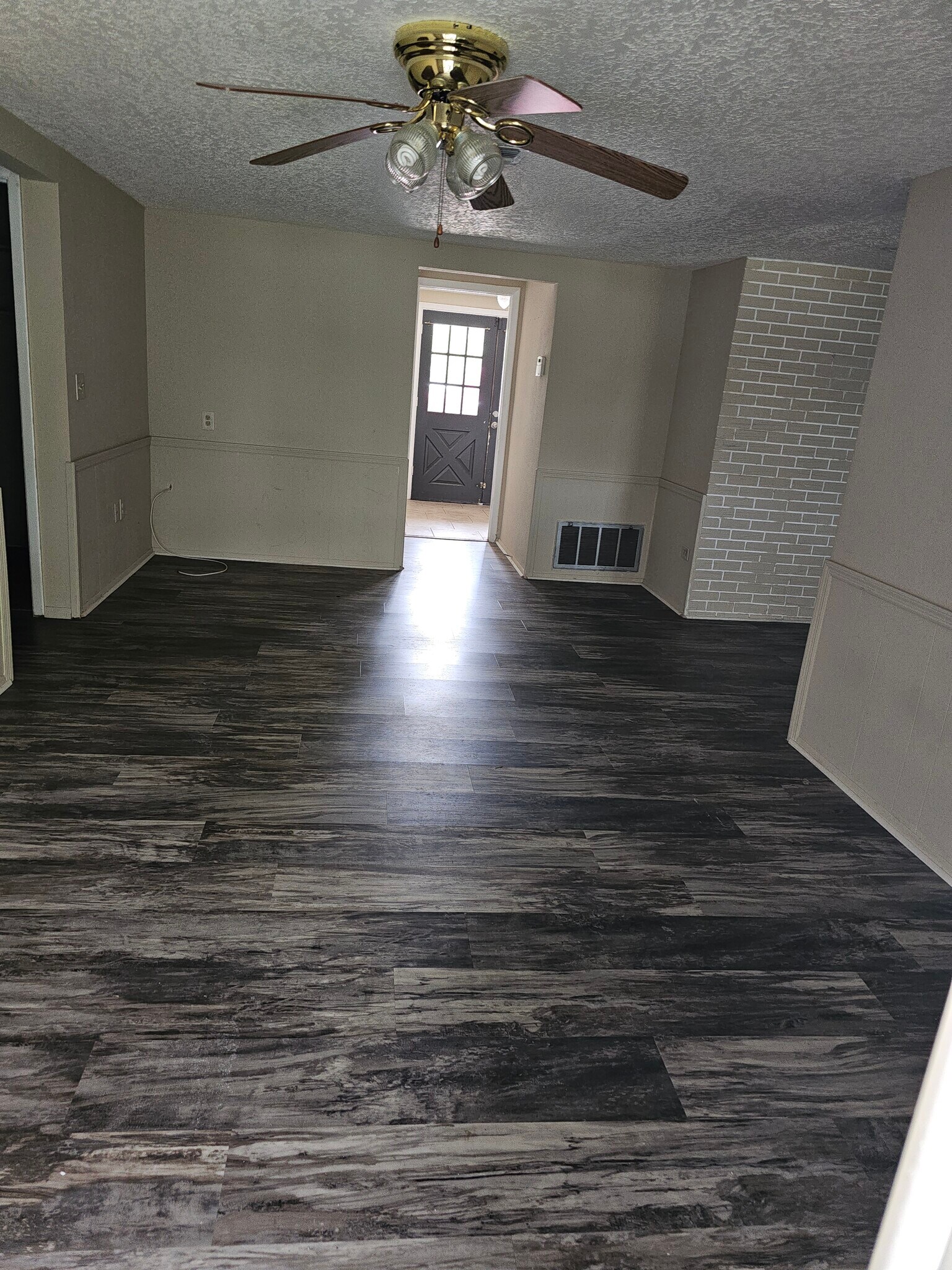 Building Photo - 3736 Sail Dr