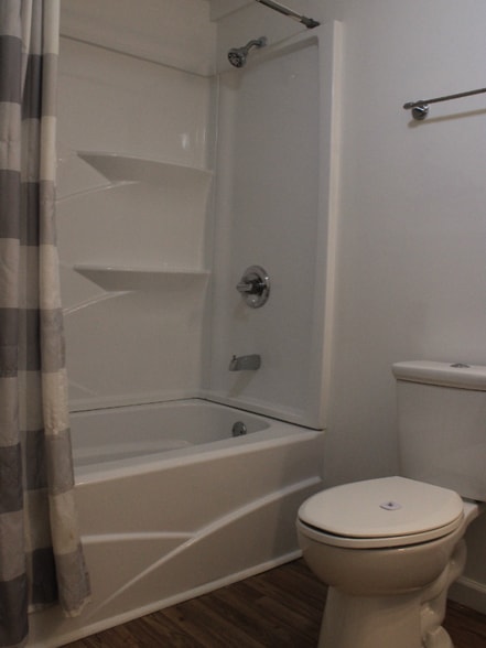 Building Photo - 2110 Hawthorne St